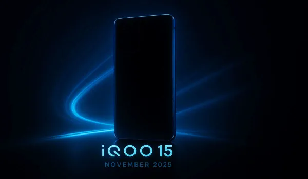 iQOO 15 triple camera setup India